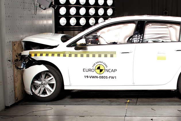 Euro NCAP уже тестирует автомобили с электроприводом