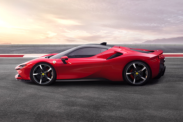 Прибыл новый Ferrari SF90 Spider: 986-сильный гибрид, разгоняющийся до 340 км/ч