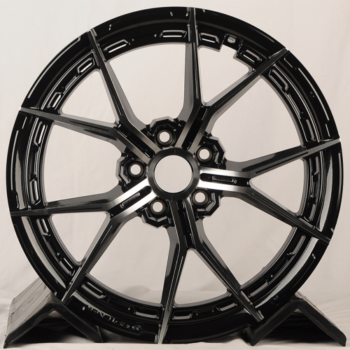 KoKo Kuture FF579 8.0x18/5x114.3 D73.1 ET38 Gloss Black Face