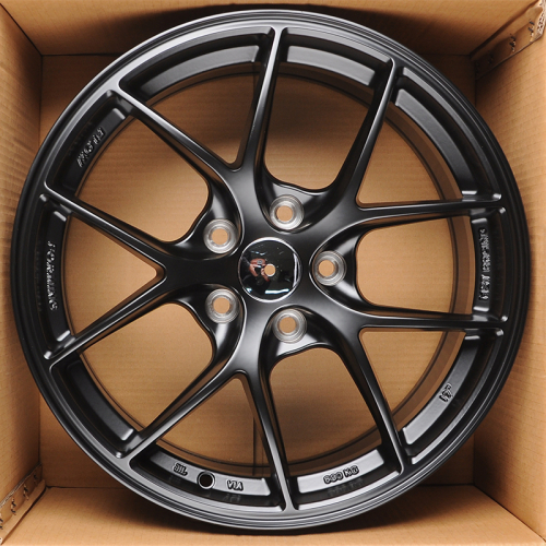 Makstton FF-001 7.5x17/5x112 D66.6 ET35 Matte Black