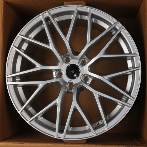 Makstton FASTER 8.5x19/5x114.3 D73.1 ET35 Silver