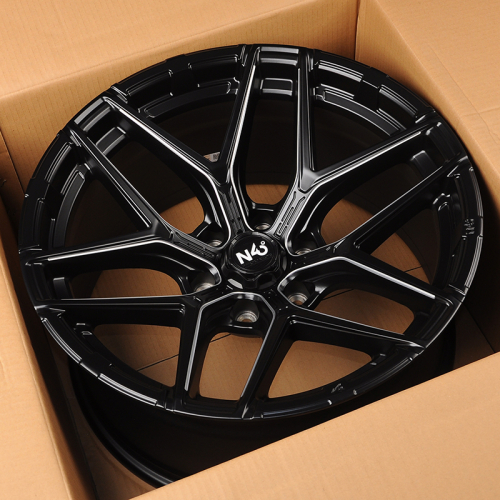 Makstton N40-FF-FK07RK 8.5x18/6x139.7 D110 ET-6 MATTE BLACK